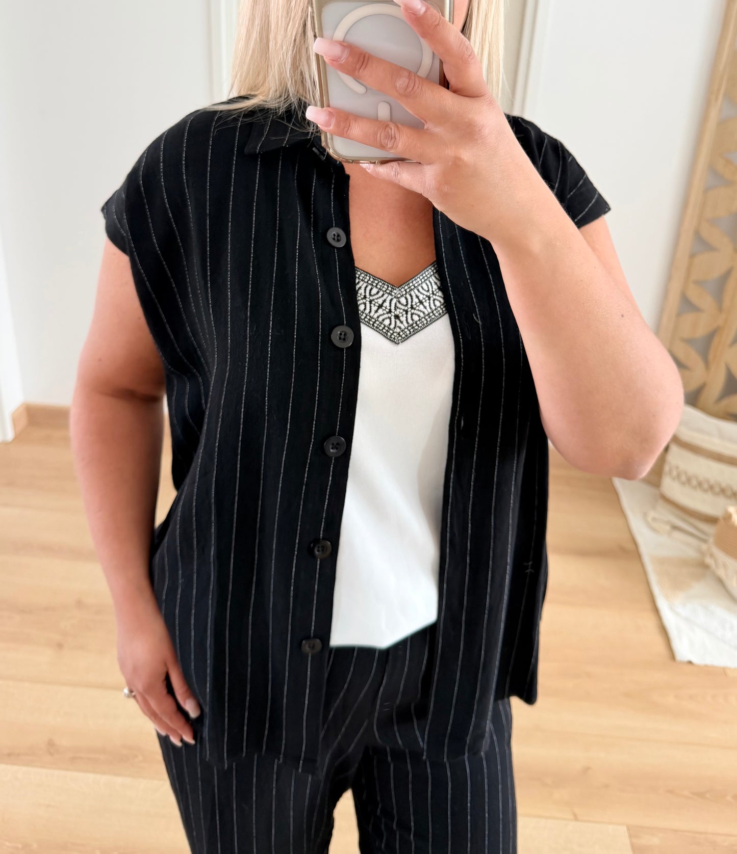 Chemise sans manches